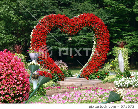 The flower bed of the heart The flower bed of the heart 673672