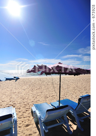 Sun, Sky and Beach Chair (Phuket · Karon Beach) Sun, Sky and Beach Chair (Phuket · Karon Beach) 673928