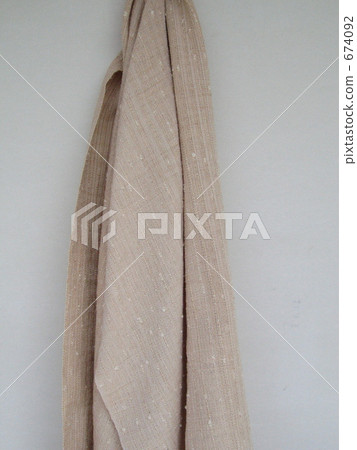 Hand-woven cloth 674092