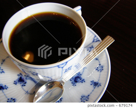 Afternoon coffee shop 679174