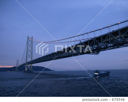 明石橋夜景 679546