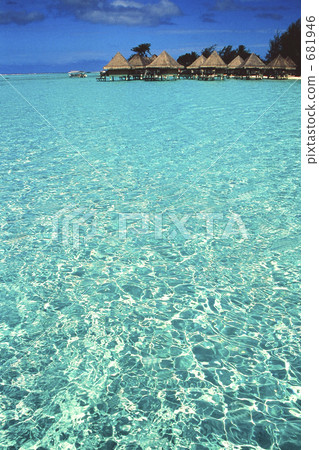 Bora Bora 3 681946