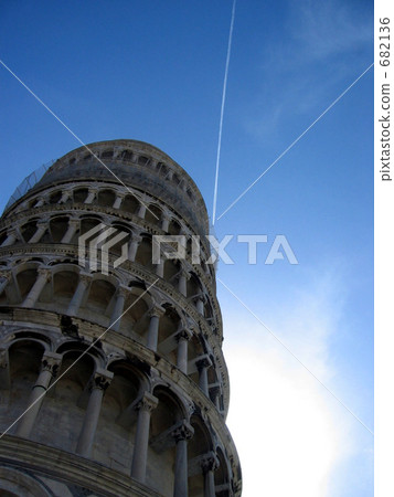 Leaning tower of Pisa Leaning tower of Pisa 682136