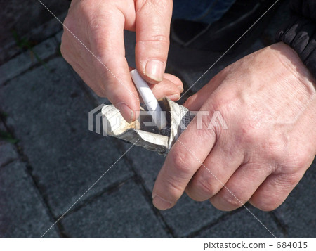 Portable ashtray 684015