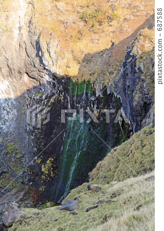  Flepe Waterfall 687588