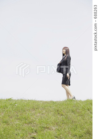 員工 年輕女子 年輕女性 688263