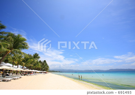 Beach Resort 691493