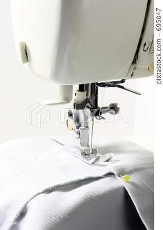 縫紉機 695047