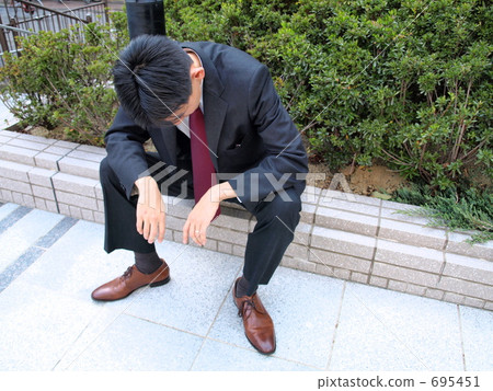 擔心的商人 擔心的商人 695451