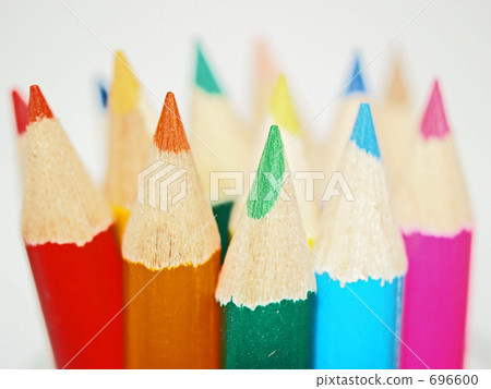 Colored pencil Colored pencil 696600