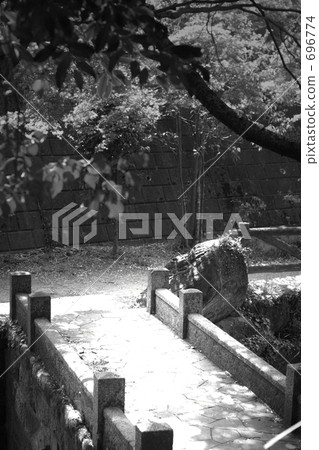 復古的石橋 696774