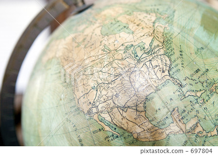 Old globe Old globe 697804