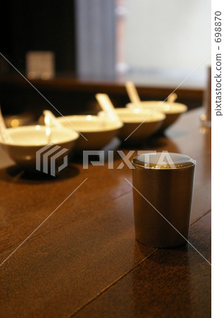 counter, countertop, Surface Tension 698870