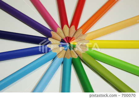 Colored pencil Colored pencil 700070