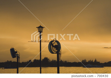 Evening scenery of Kota Kinabalu 700430