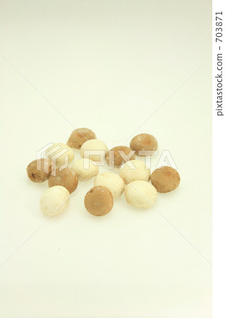 mushroom, mushrooms, bird's-eye view 703871