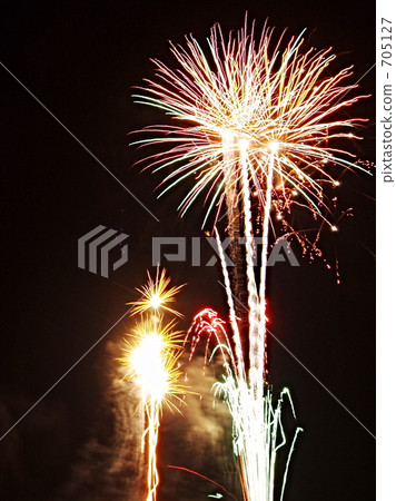 skyrocket, firework, fireworks 705127