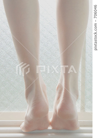 fair skinned, straighten up, person 706046