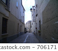 Alley of Montmartre 706171