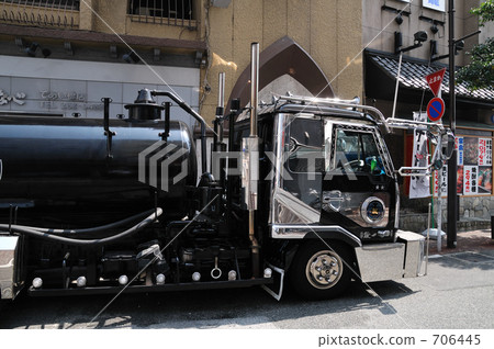 Black decorator work vehicle 706445