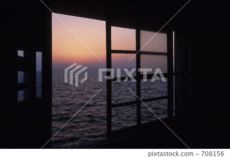 窗外景色 窗外景色 708156