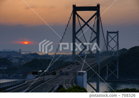 Dusk of the Kanmon Strait 708326