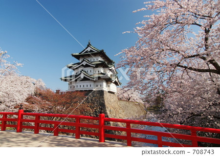 Hirosaki Castle Sky and cherry blossoms in fine weather 708743