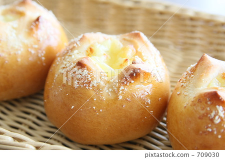 Cheese bread 709030