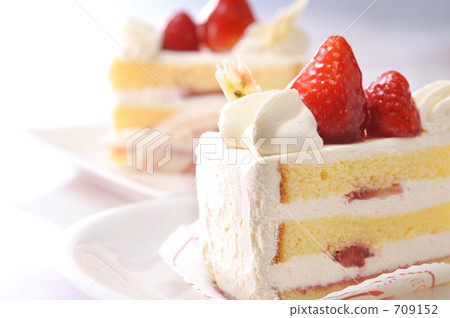 Strawberry Cake Strawberry Cake 709152