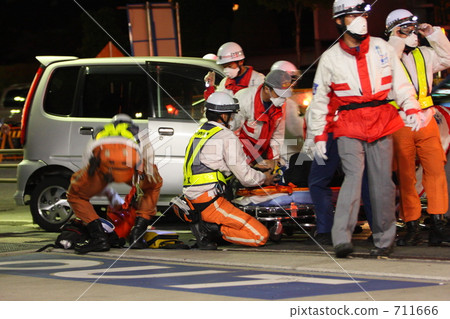 Night traffic accident Night traffic accident 711666
