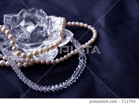 Pearl & Crystal 711750