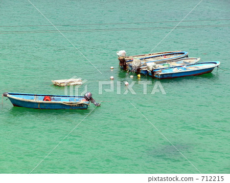 Blue boat 712215