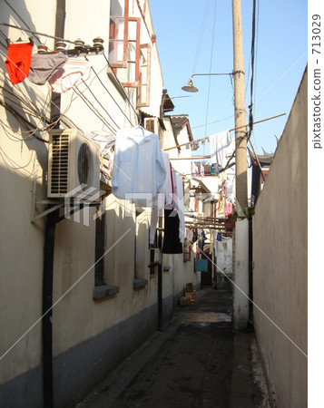The back street of Shanghai 713029