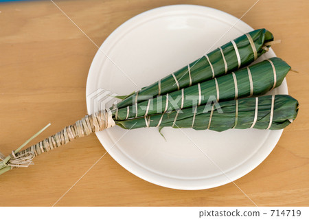 Timaki (Japanese sweets) 714719