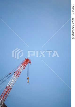 Crane car with blue sky back 715075