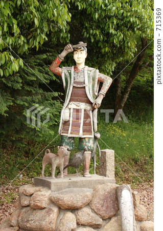 Momotaro statue of Kibitsu Hikobun Shrine Momotaro statue of Kibitsu Hikobun Shrine 715369