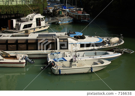 城市之間的對接地點 城市之間的對接地點 716638