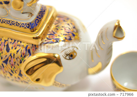 Thai Thailand's Benjarong grill (teapot teaware) Thai Thailand's Benjarong grill (teapot teaware) 717966