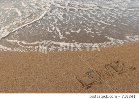 LOVE of the beach 719841