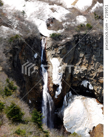 Immortal waterfall 719951