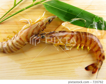 A lively prawn A lively prawn 720782