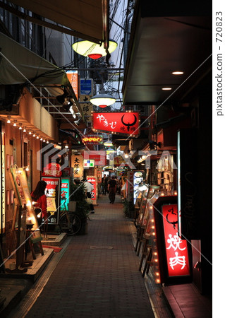 鶴橋的購物街和城鎮景觀 鶴橋的購物街和城鎮景觀 720823