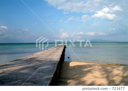 A view of Iriomote Island from the West Pier - 1 721677