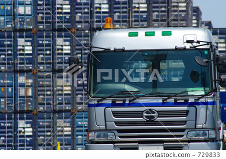 拖車和集裝箱 729833