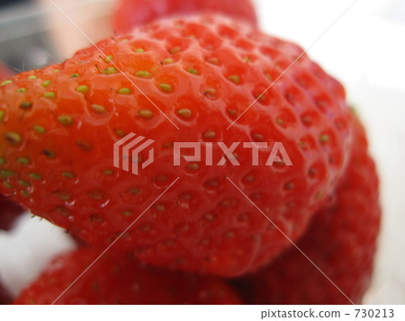 strawberries, strawberry, seasonal flavors 730213