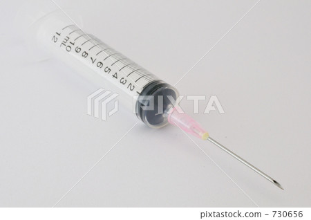 Syringe  730656