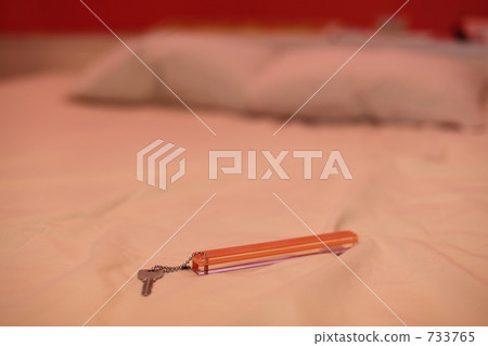 Love hotel key and bed 733765