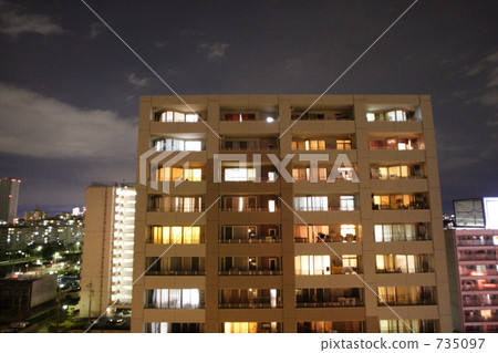 high-rise apartment building, night scape, night scene 735097