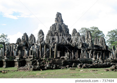 angkor wat, bayon, cambodia 737484