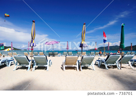 Parasailing in Phuket 738701